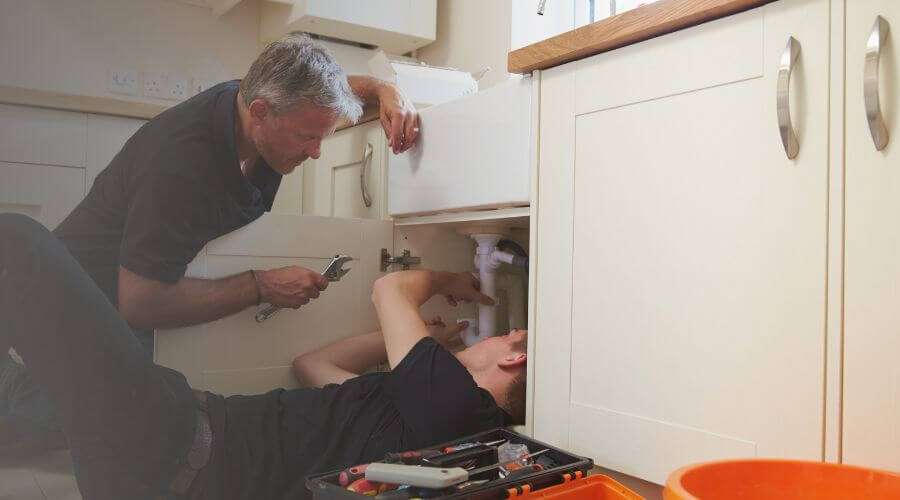 Professional burst pipe repair services in La Harpe, KS